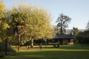 La Caledonia Cabañas - Parque juegos y piscina